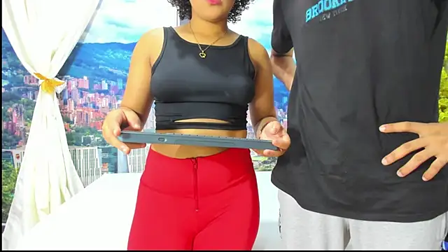 Snapshot of KiraFox1 chatting on 11-04-25, 08:56 KiraFox1 online show from 11-04-25, 08:56