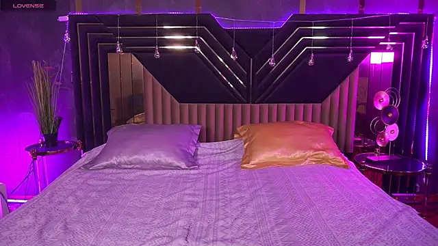 Snapshot of VelvetLuck chatting on 03-20-26, 06:58 VelvetLuck online show from 03-20-26, 06:58