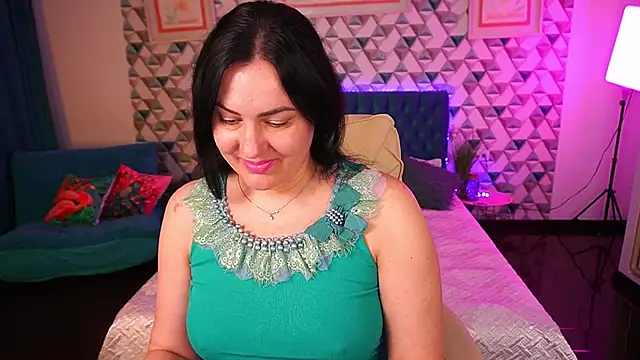 Snapshot of VelvetLuck chatting on 04-16-26, 12:50 VelvetLuck online show from 04-16-26, 12:50