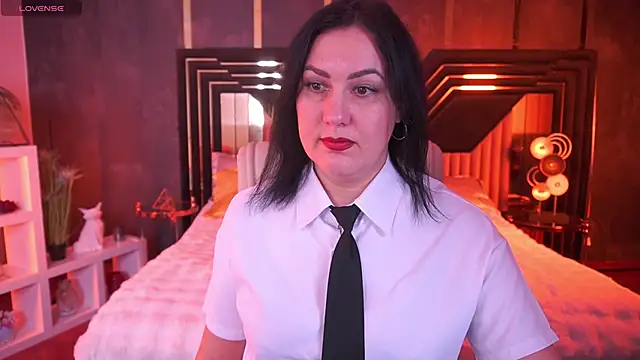 VelvetLuck online show from 12-15-25, 02:56