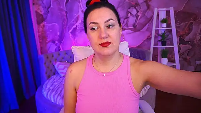 VelvetLuck online show from 11-30-25, 01:45