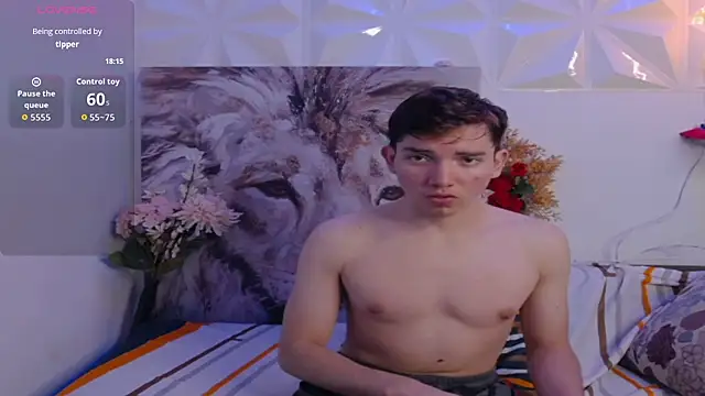 Oliver paris online show from 11-15-25, 05:00