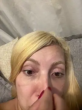 melisboa online show from 02-17-26, 03:48