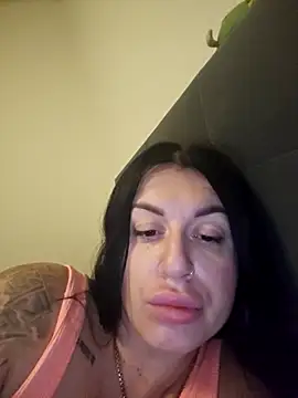 Julianneloreen online show from 11-05-25, 12:14