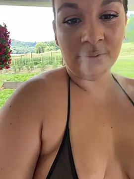 Snapshot of thickfarmtwat chatting on 06-07-26, 05:51 thickfarmtwat online show from 06-07-26, 05:51