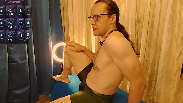 The Masseur Boy online show from 05-15-26, 10:35