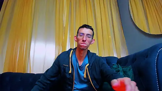 ZyroNight online show from 01-10-26, 01:50