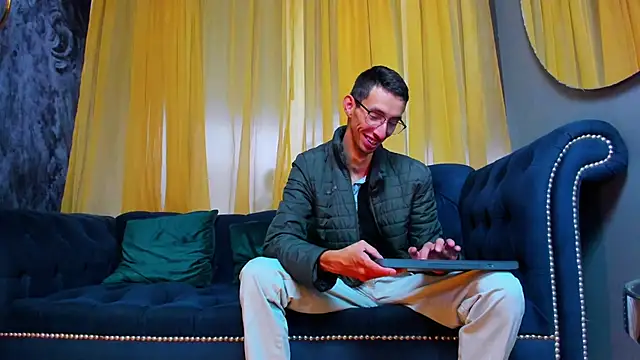 ZyroNight online show from 01-08-26, 07:20