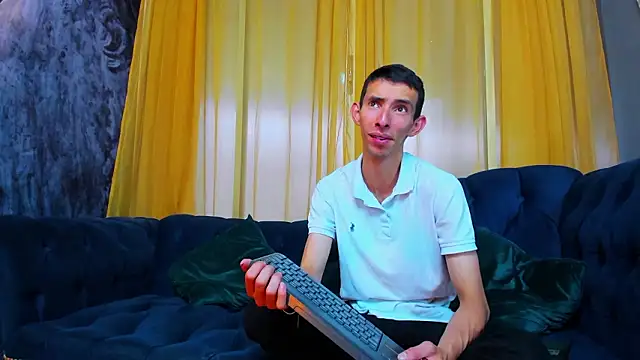 ZyroNight online show from 01-13-26, 07:29