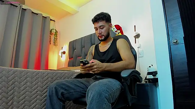 noah corvelle online show from 12-23-25, 02:00