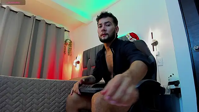 noah corvelle online show from 12-21-25, 01:41