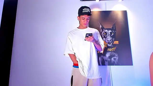 Snapshot of stiven_24cm chatting on 11-06-25, 04:16 stiven 24cm online show from 11-06-25, 04:16