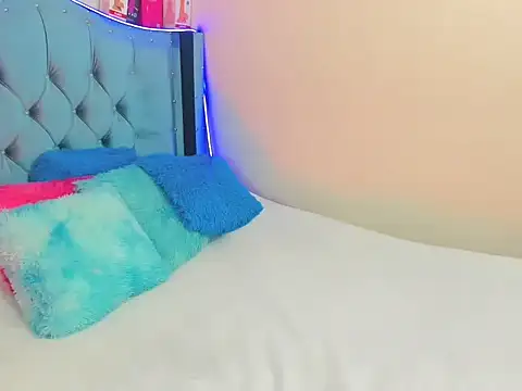 Snapshot of Aurora_sky9 chatting on 01-16-26, 09:19 Aurora sky9 online show from 01-16-26, 09:19