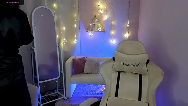 Snapshot of Hanako_Rey chatting on 02-04-26, 05:24 Hanako Rey online show from 02-04-26, 05:24