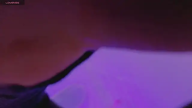 Snapshot of Hanako_Rey chatting on 02-15-26, 01:32 Hanako Rey online show from 02-15-26, 01:32