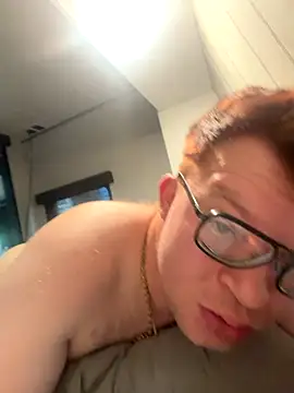 Snapshot of Mr-Red1997 chatting on 11-08-25, 07:17 Mr-Red1997 online show from 11-08-25, 07:17