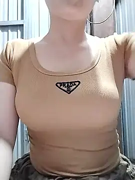 Snapshot of Niramiu chatting on 02-27-26, 01:00 Niramiu online show from 02-27-26, 01:00