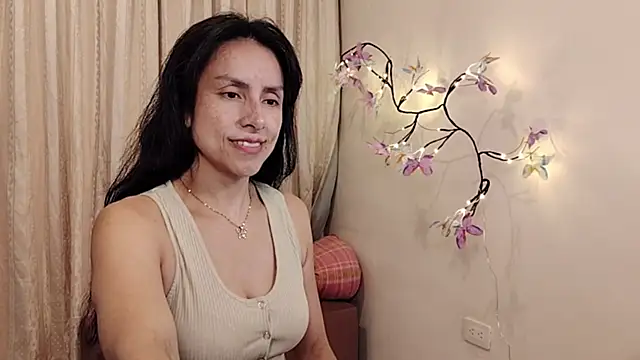 Snapshot of Bella_Exhibition chatting on 05-28-26, 07:31 Bella Exhibition online show from 05-28-26, 07:31