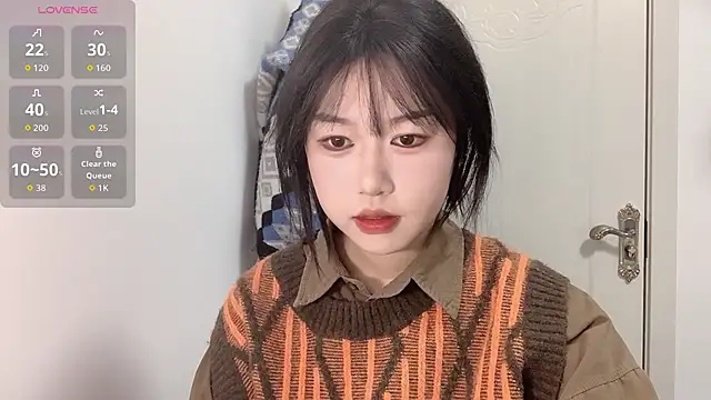 Xiaoji61 online show from 12-02-25, 12:29