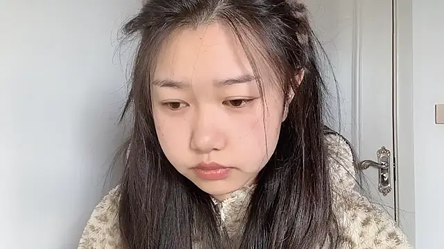 Xiaoji61 online show from 11-22-25, 06:23