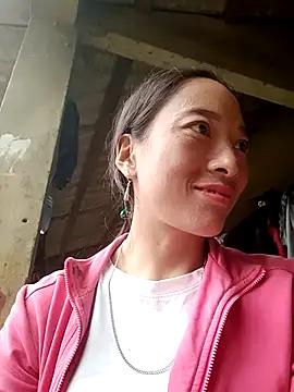 oanh-oanhbay online show from 11-05-25, 06:05