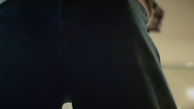 Snapshot of centerfieldshow chatting on 11-04-25, 03:43 centerfieldshow online show from 11-04-25, 03:43