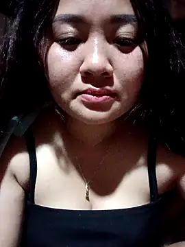 Bee-bgolden online show from 11-07-25, 04:11