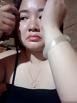 Bee-bgolden online show from 11-12-25, 04:00