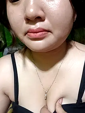 Bee-bgolden online show from 11-08-25, 07:45