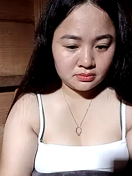 Bee-bgolden online show from 11-11-25, 02:01