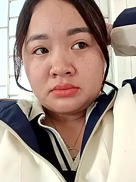 Bee-bgolden online show from 11-15-25, 12:58