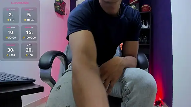 Alex king27 online show from 05-15-26, 01:25