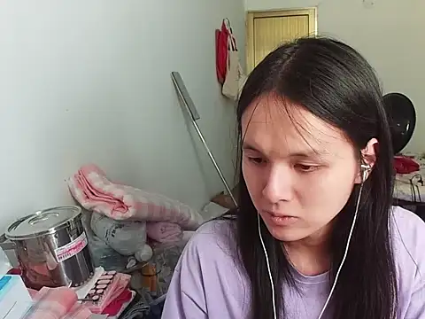Snapshot of RebelAura chatting on 07-07-26, 06:47 RebelAura online show from 07-07-26, 06:47