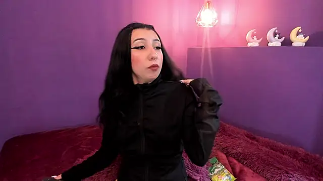 Isabella Crofts online show from 02-26-26, 03:06