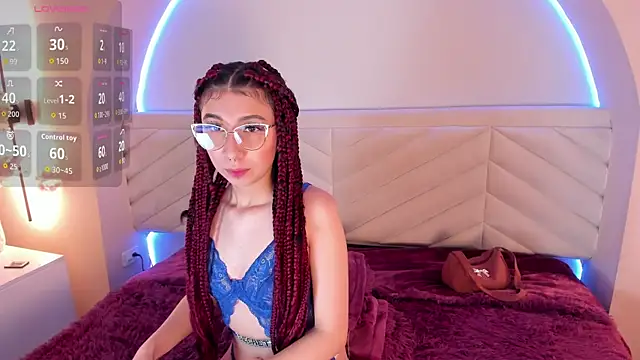 Isabella Crofts online show from 04-29-26, 03:11