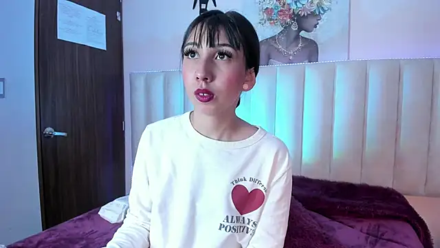 Isabella Crofts online show from 12-23-25, 03:06