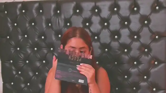 EvaFoxxx  online show from 01-09-26, 12:45