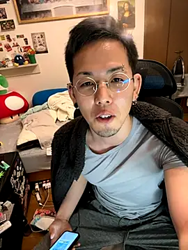 ippei0001 online show from 11-10-25, 02:11