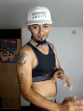 kmerlin online show from 11-18-25, 02:59