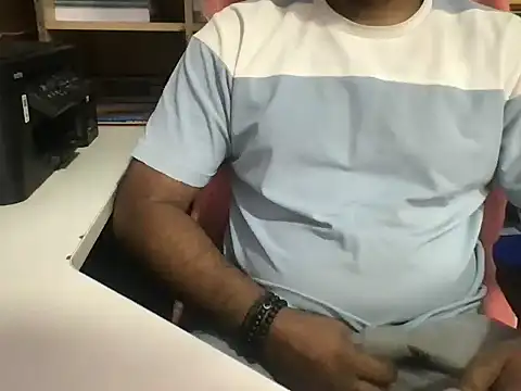 KingCobra 07 online show from 04-11-26, 03:14