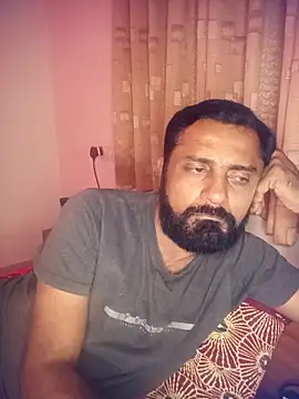 RubyEntity online show from 11-25-25, 05:46