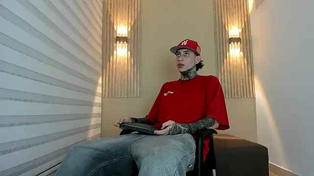 DANTE ARMSTRONG online show from 11-27-25, 03:40