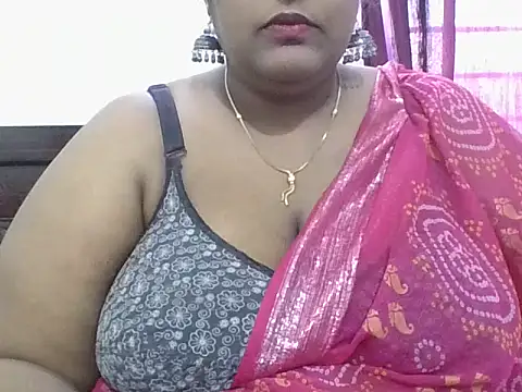 hootypriya online show from 02-26-26, 05:07