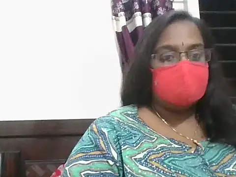 hootypriya online show from 03-10-26, 04:22