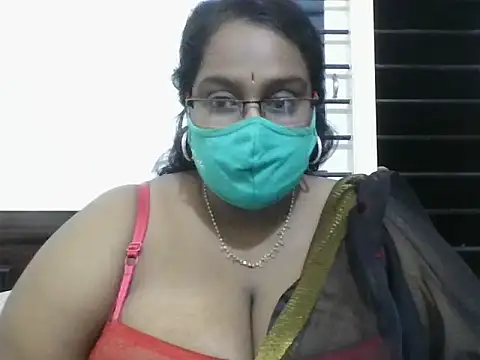 hootypriya online show from 12-02-25, 07:04