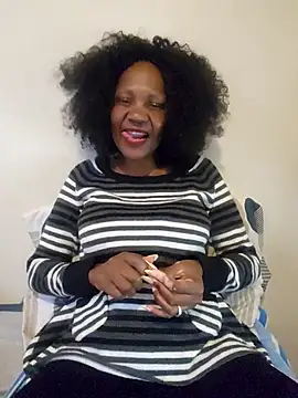 Mommy Sienna online show from 05-04-26, 03:48