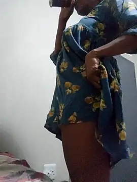 Mommy Sienna online show from 11-10-25, 04:56