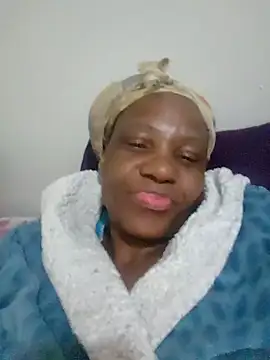 Mommy Sienna online show from 12-15-25, 12:49