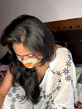 Desiqueen2 online show from 11-07-25, 06:12