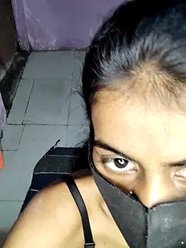 Thaper Meera2 online show from 11-16-25, 10:53